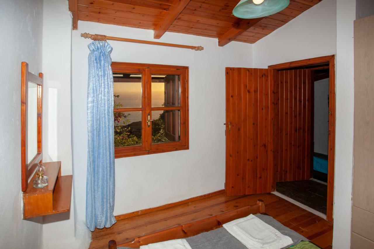 Argyros House Guest House Triopetra Exterior photo